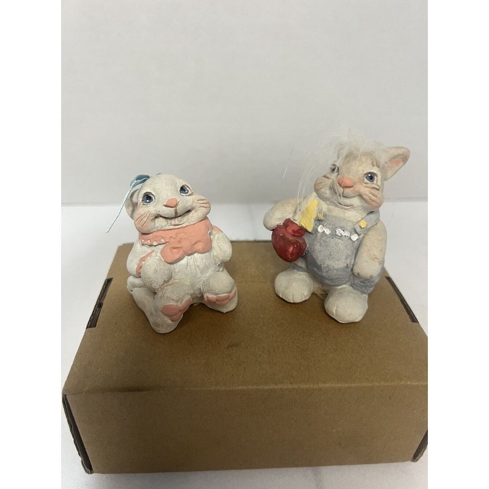 2 Dreamsicles 1991 Cast Art KRISTIN Easter Holiday Rabbit Bunny Figurine